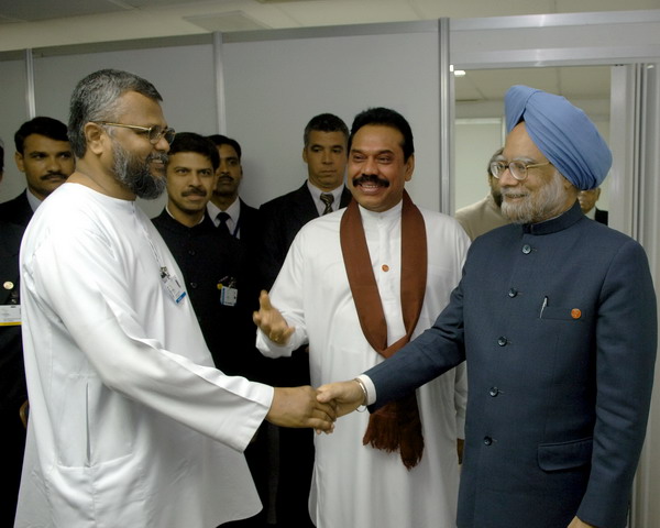 Douglas,mahinda,Manmohan.jpg