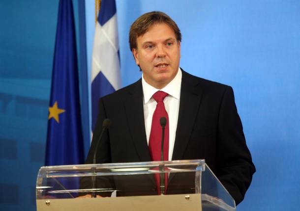 [petalotis-thumb-large.jpg]