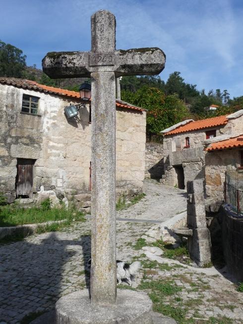 [P1000551v2v2.JPG]