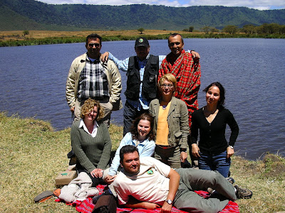 Imagini Tanzania: la picnic in Ngorongoro Picnic la safari Ngorongoro Tanzania