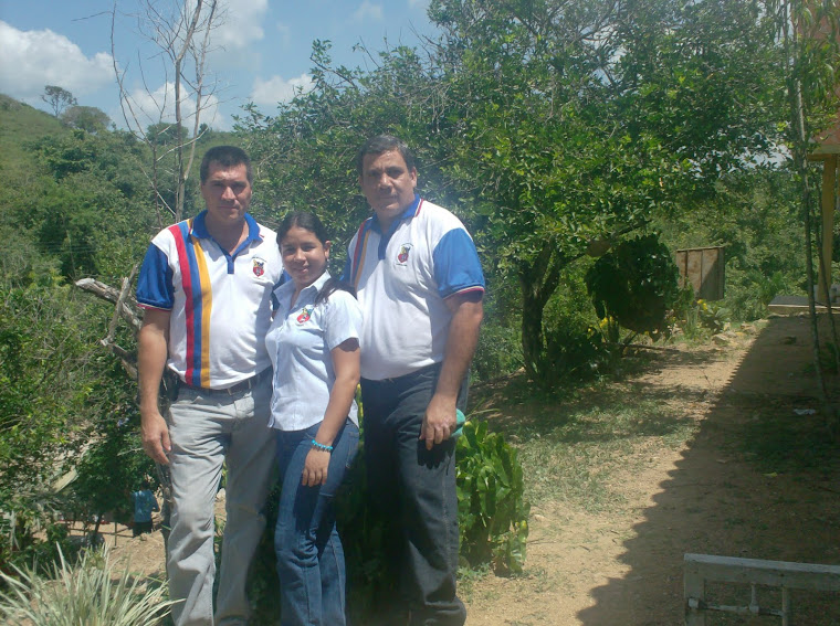 EQUIPO LICEO DEL BOLIVARIANO CAMORUCO