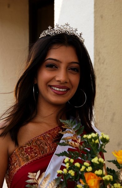 [Sri+Lankan+Glamour+Beauty+Sachini+Ayendra+(5).jpg]