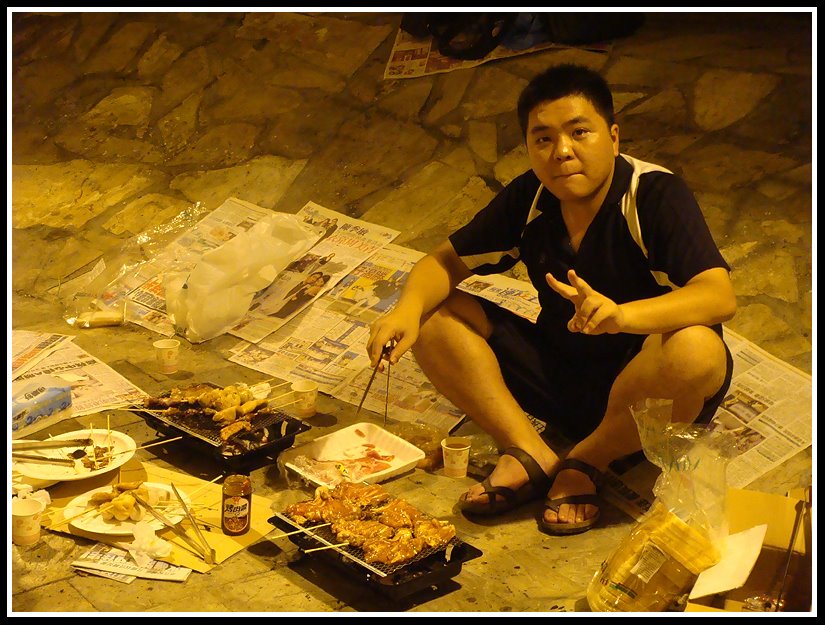 [DSC04062+copy.jpg]