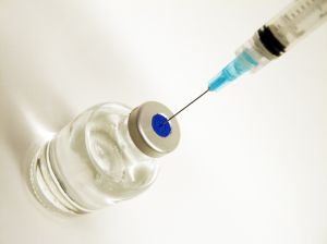 [1028452_syringes_and_vial.jpg]