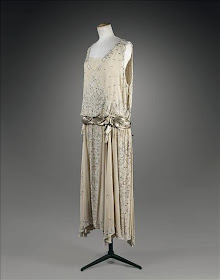 Danza Ballet blog: Subastan vestidos de Coco Chanel, algunos de los años 20