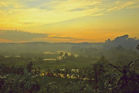 Harapan Pagi Hari di Yogya, Punya Temannya Elis Anis Teman Marissa Haque