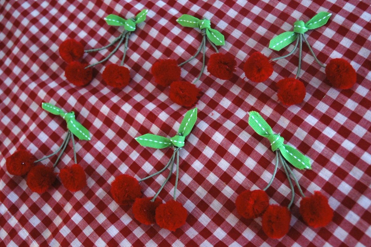 [cherry_set.jpg]
