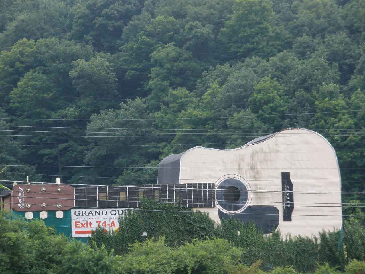 [tennessee-welcome-center.jpg]