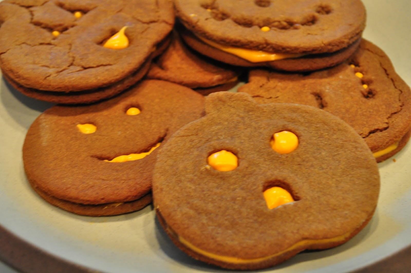 Kneading My Dream Caramel Apple Cookie Pops