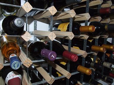 [wine.jpg]