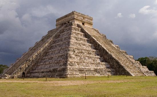 Chichen Itza in Mexico Chichen Itza in Mexico