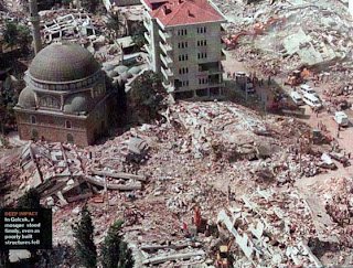 A News Blog On A Natural Disaster Izmit Turkey 1999 Earthquake