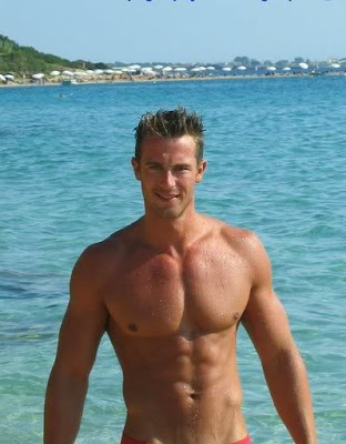 Hombres Musculosos