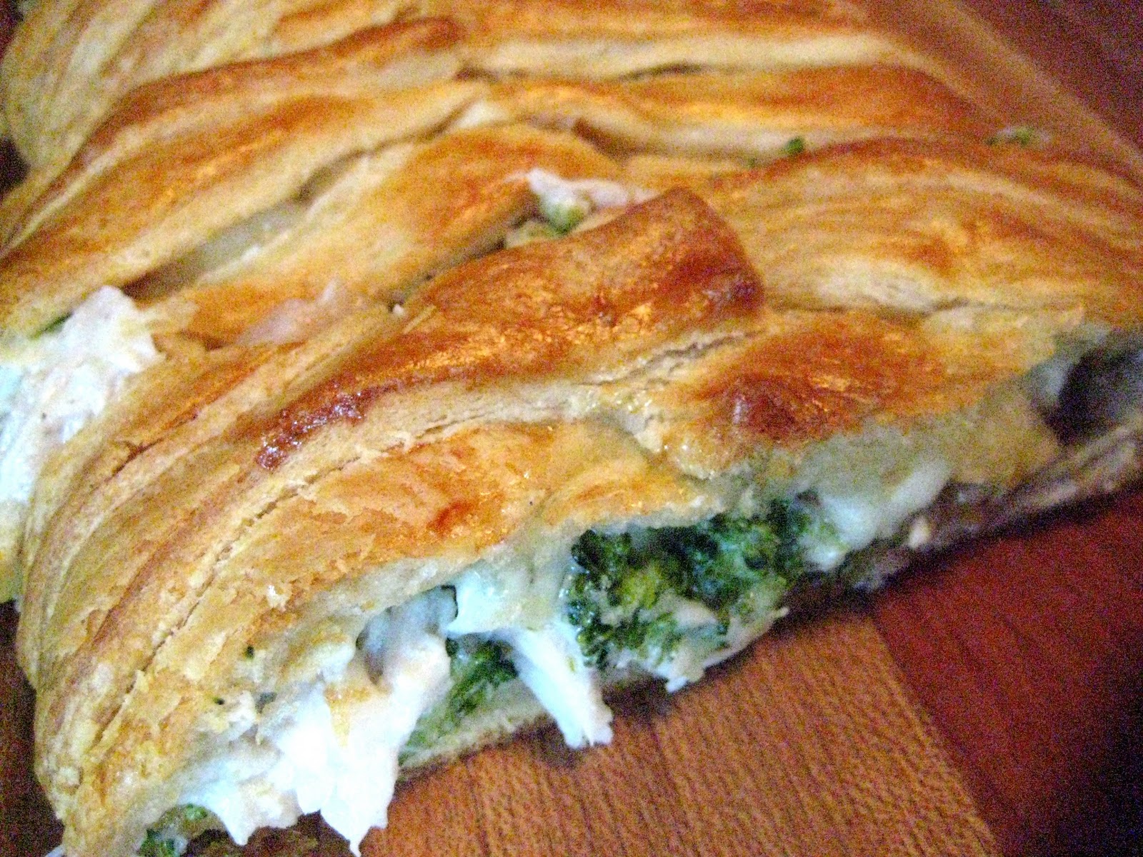 My Homemade Life I Think I'm in France CHICKEN BROCCOLI BRAID