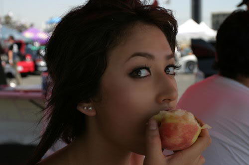 leah dizon beach photos 04