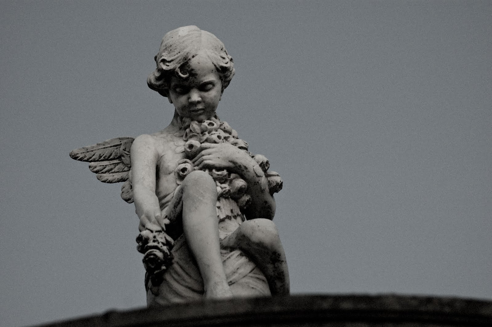 Esculturas en Cementerios - Página 3 Angel+de+pta+arenas
