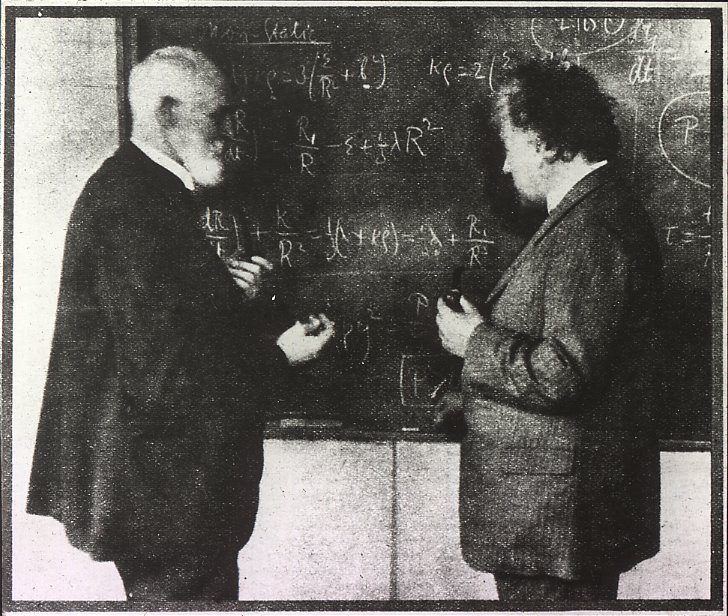 [Einstein_and_deSitter.jpg]