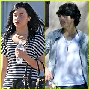 Demi+lovato+hair+straight