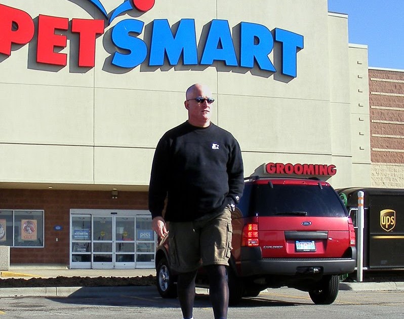 The Nylon Gene Men's Legwear/Mantyhose Blogsite