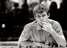 LEITURA ENXADRÍSTICA: MAGNUS CARLSEN