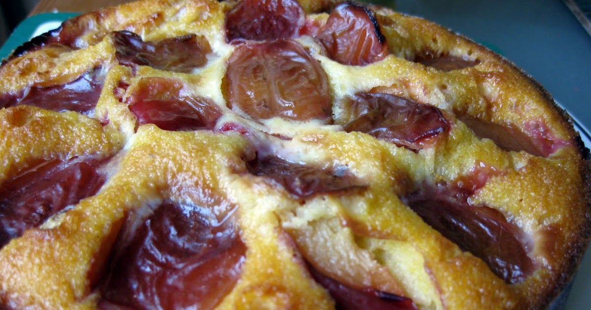 Munchkin mail Polenta plum cake
