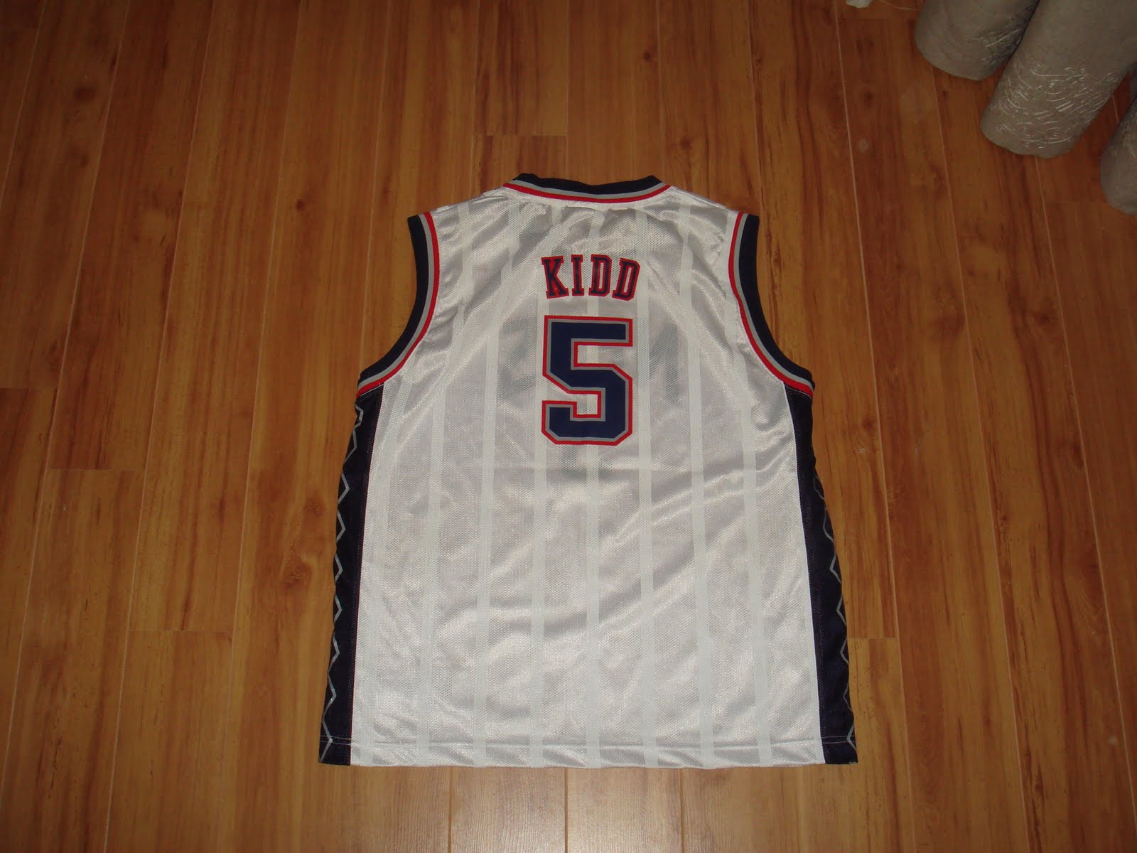 [New+Jersey+Nets_arka.JPG]