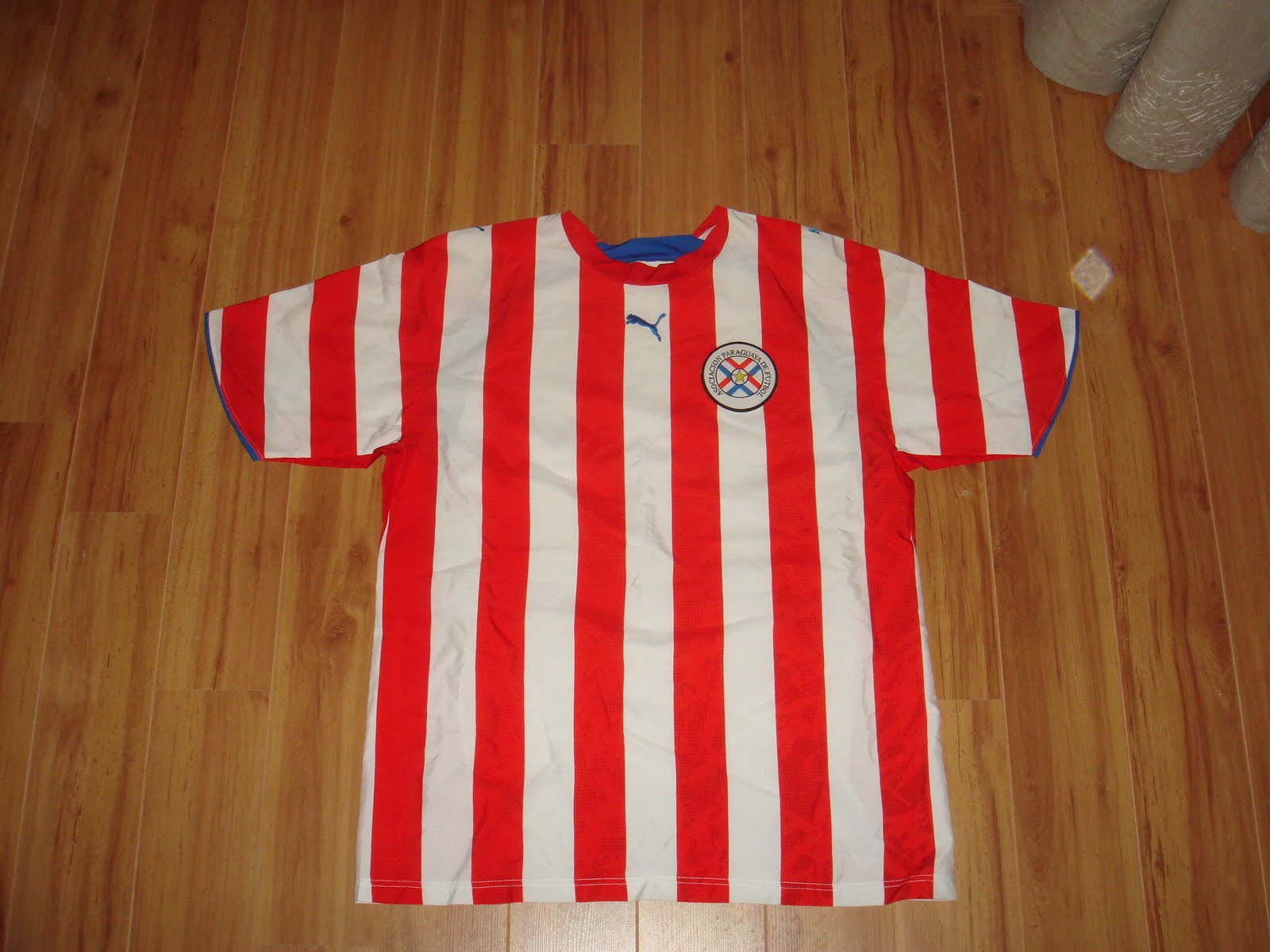 [Paraguay+2006-2007+Home_ön.JPG]
