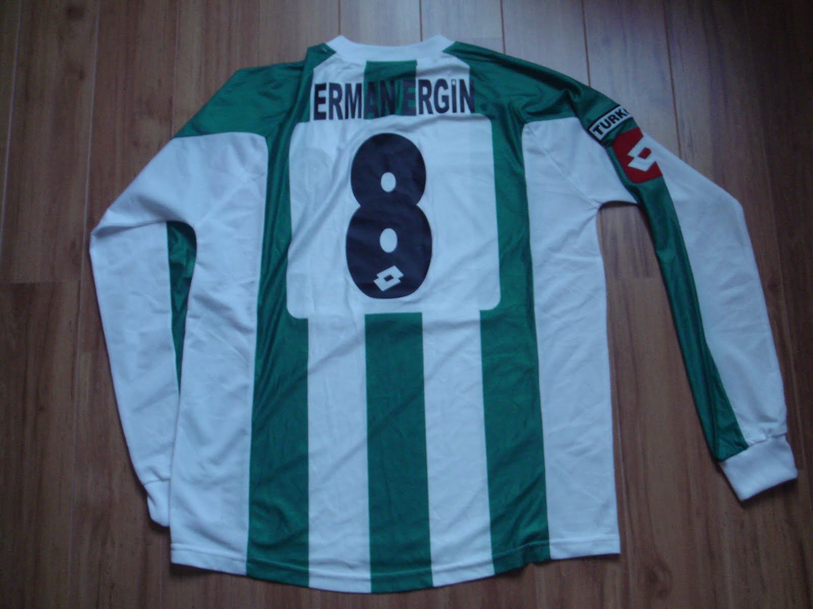 [Konyaspor_arka.JPG]