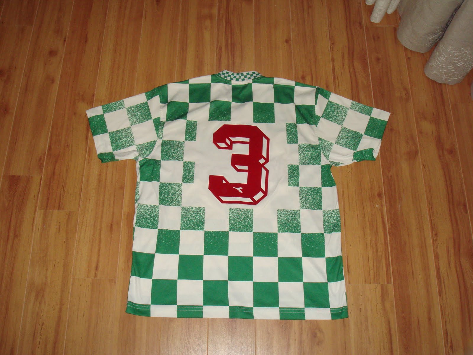 [Maltepespor_arka.JPG]