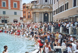 Touristed Trevi