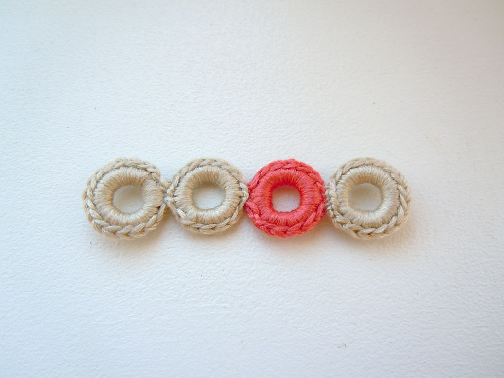 Suzi of the Stars: Crochet Ring Necklace Tutorial