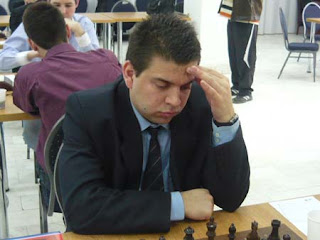 http://4.bp.blogspot.com/_E9s6D4KD3Jc/TTmTxxvlfAI/AAAAAAAAAIE/eW7WrHtR4DY/s320/szabo_gergely.jpg