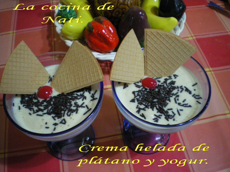 [Crema+helada+de+plátano+y+yogur..JPG]