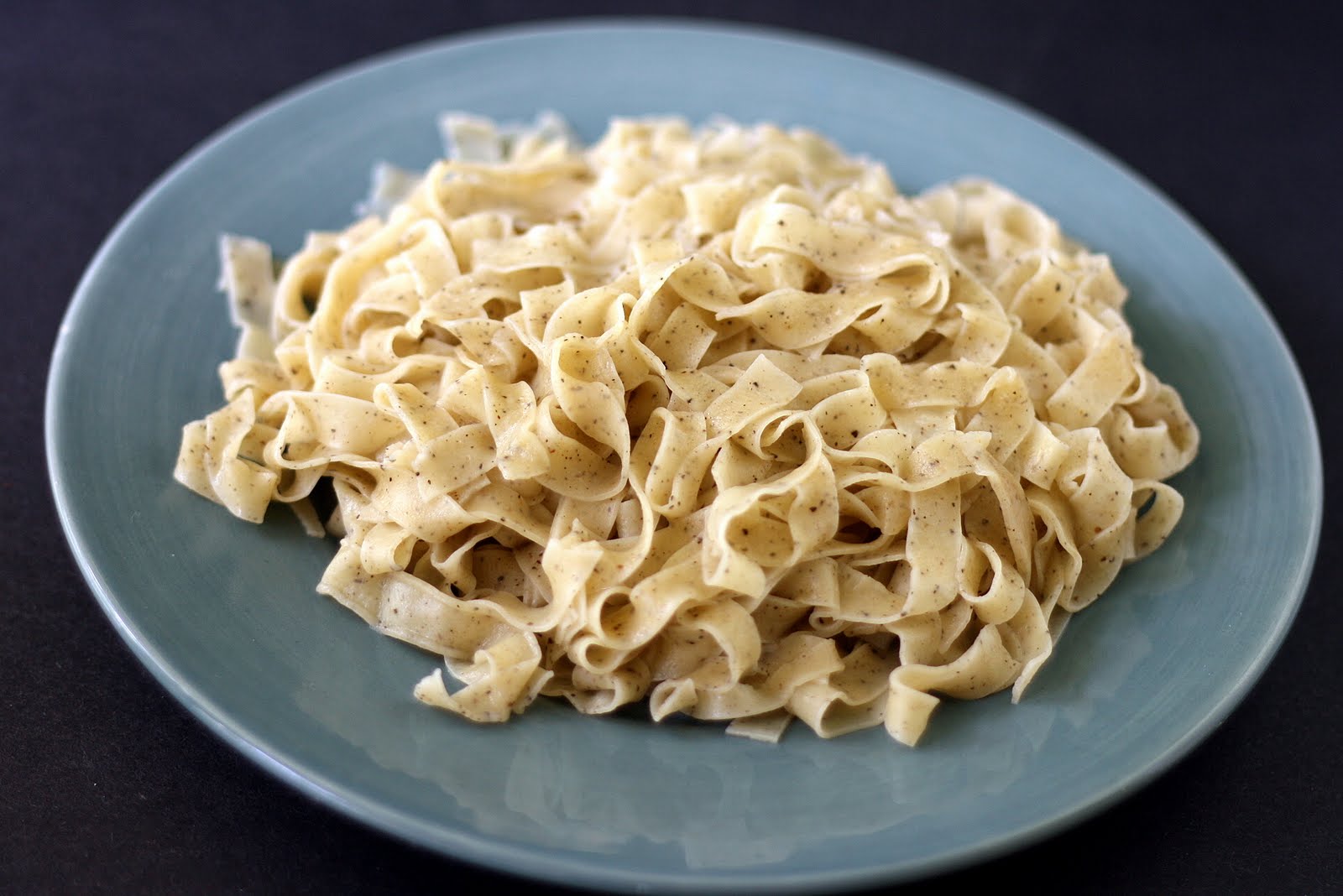 Mangio da Sola BlackPeppered Egg Noodles