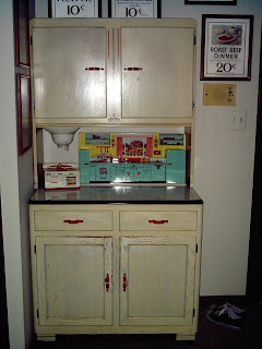 Tracy S Toys And Some Other Stuff 1930s Hoosier Cabinet With