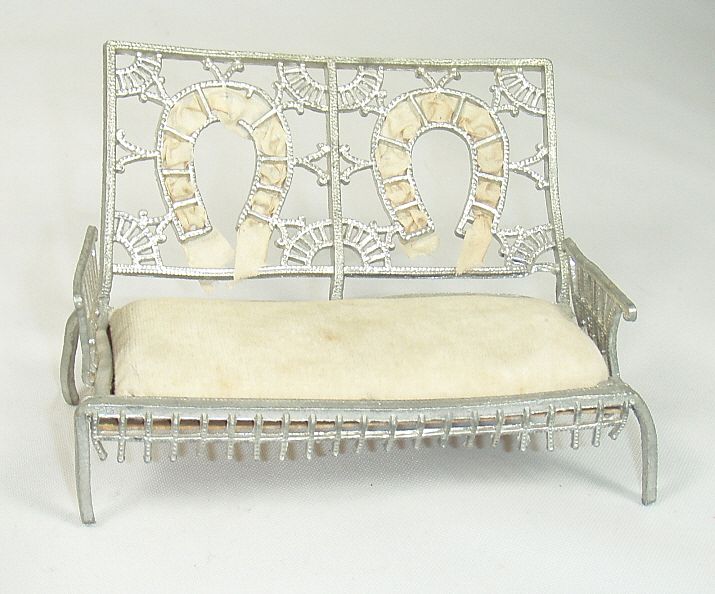 [fairy+furniture.jpg]