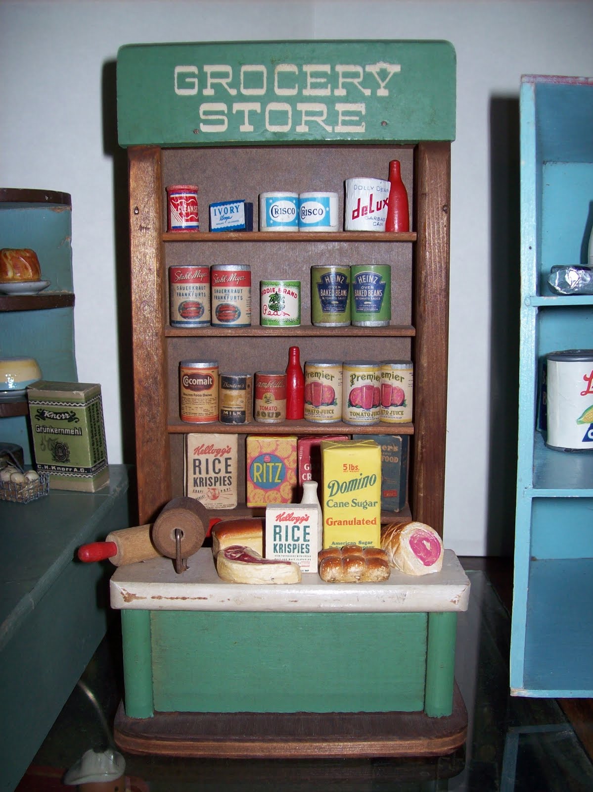 [1940s+american+grocery+store.JPG]