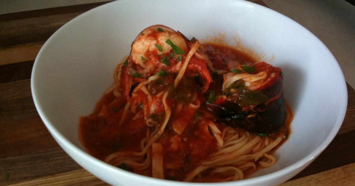 The Good Life Lobster in Spicy Tomato Sauce with Linguine (Lobster Fra