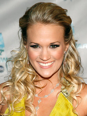 CELEBRITY HAIRSTYLES HAIRCUTS 2010:Carrie Underwood Hairstyle