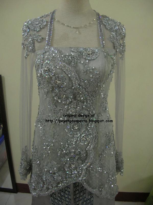 Kebaya untuk Wanita Gemuk