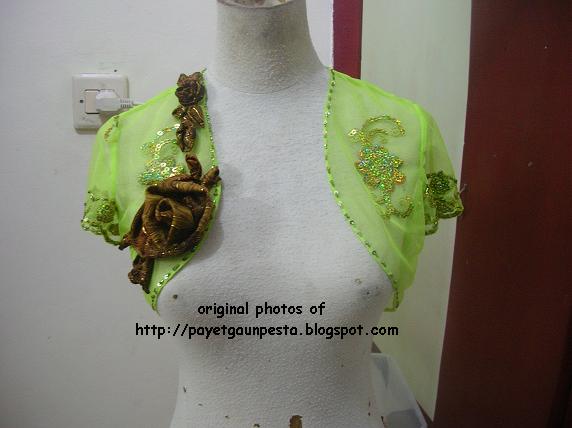gaun pengantin model bolero
