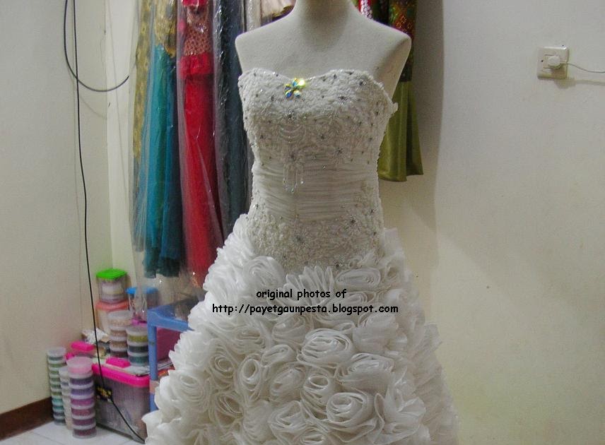 bahan gaun pengantin