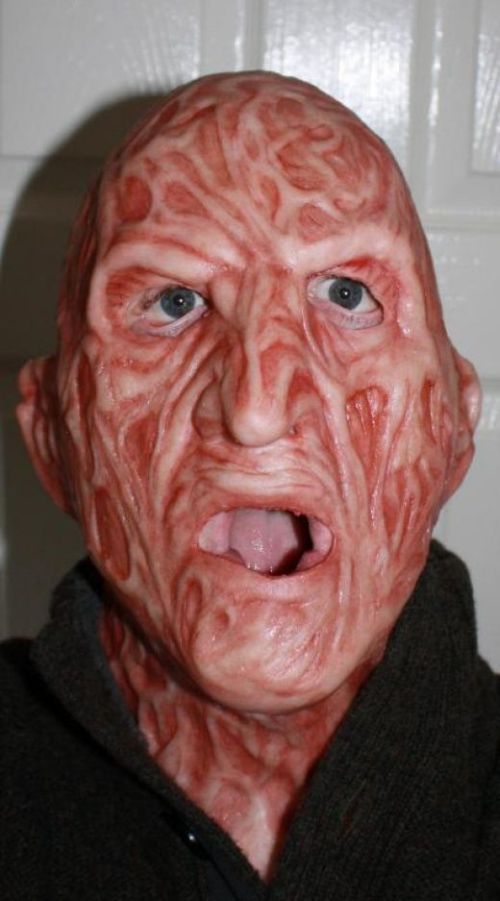 [mascaras-de-horror-04.jpg]