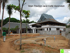 the welcome pavillion and main hall under construction