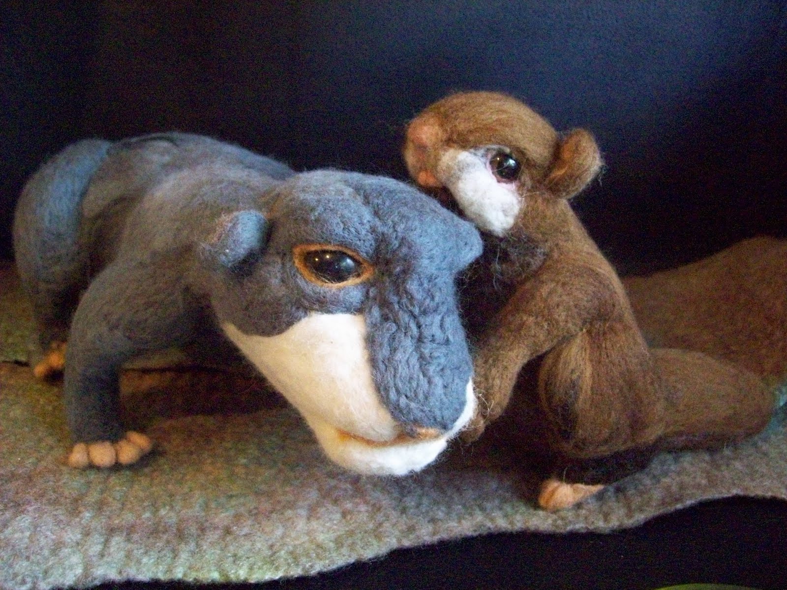 Eyes Of Time needle felt otter is a "fail" but kind of cute