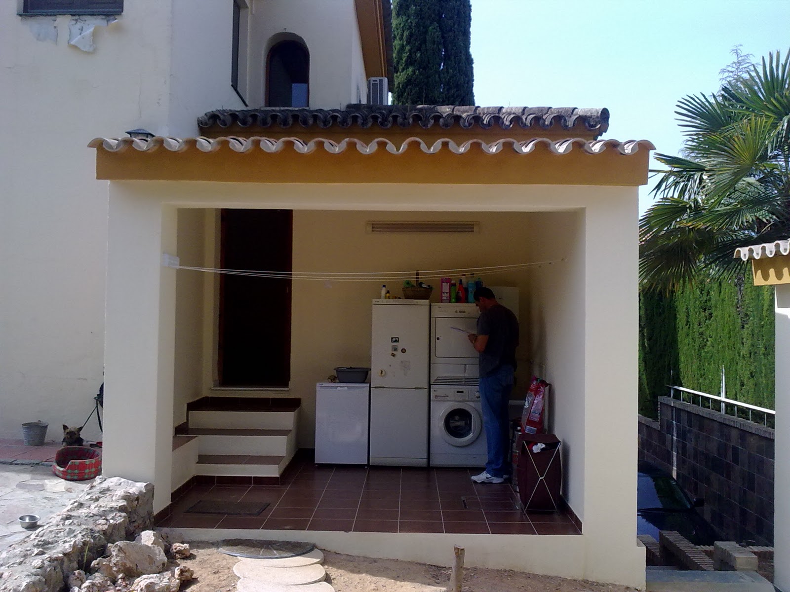 ALTOS DE QUINTO: EJECUCIÓN DE LAVADERO Y CUARTO TRASTERO ALTOS DE QUINTO: EJECUCIÓN DE LAVADERO Y CUARTO TRASTERO