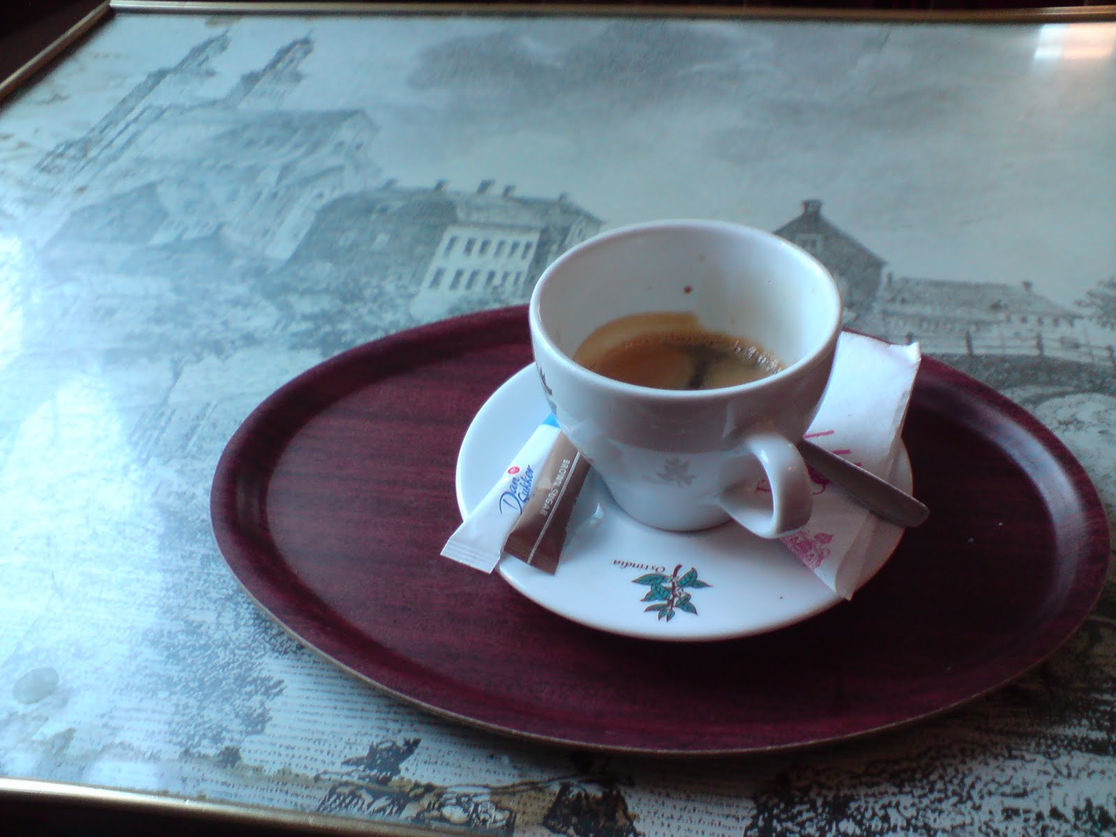 [Ofvandahls_esspresso.JPG]