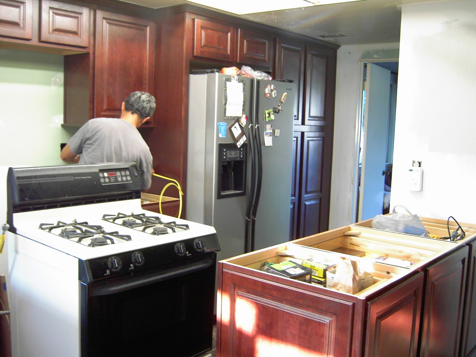 HandyMan-Ed: Kitchen Remodel