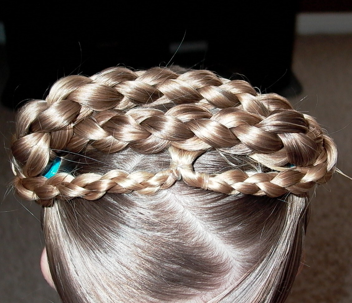 1080p Hd Wallpaper Micro Braids Cute Girl Hairstyles Zigzag Part