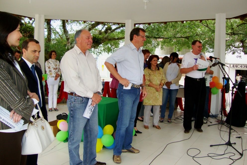 [DSC02900m.JPG]
